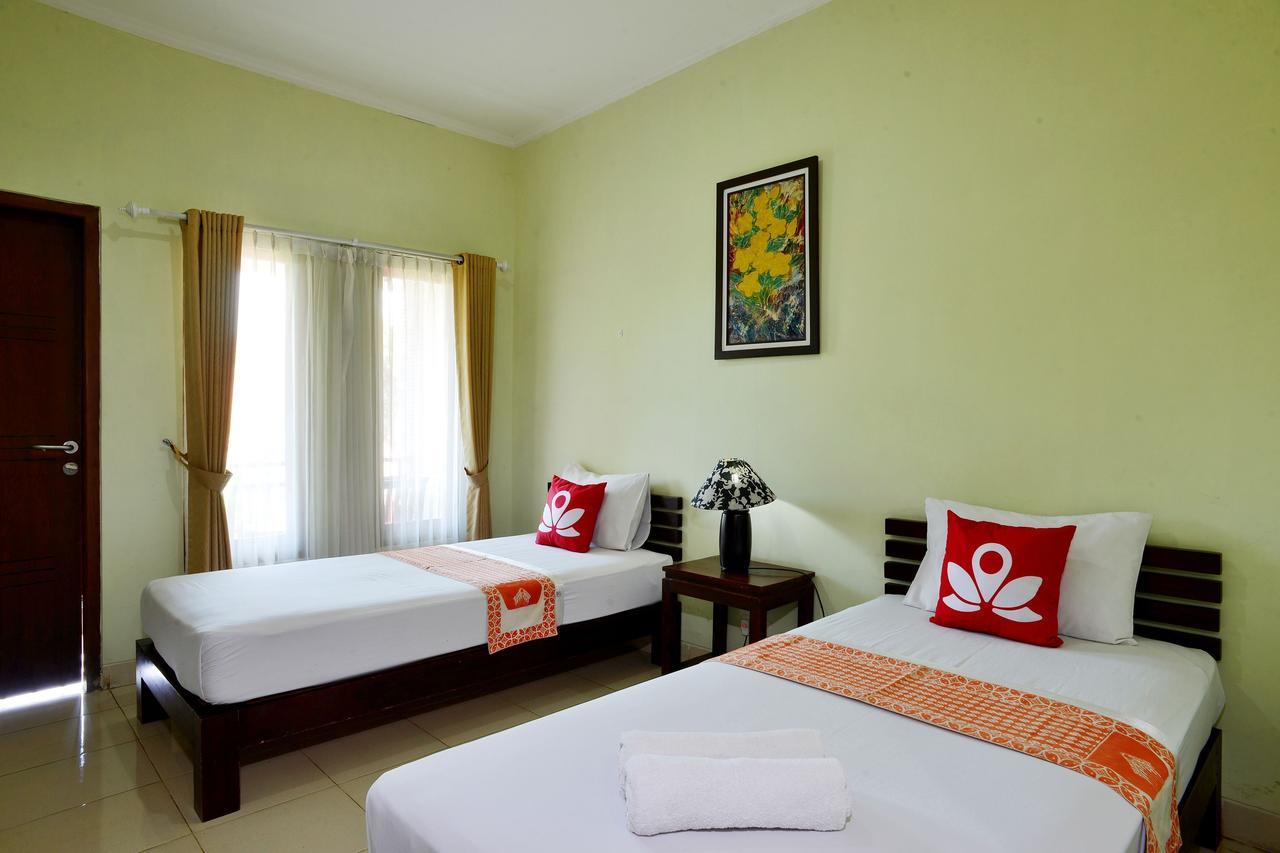 Zen Rooms Pakualaman Yogyakarta Exterior foto